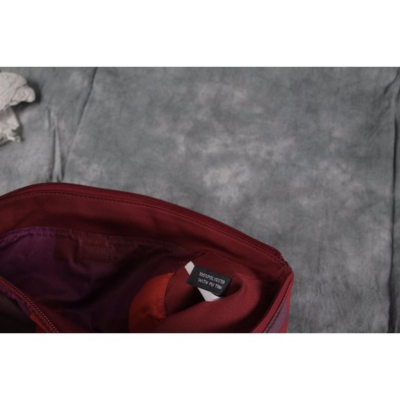 Marc By Marc Jacobs Corvette Red Multi-Color 13" Zippered Laptop Case Sleeve ANB - Picture 9 of 12